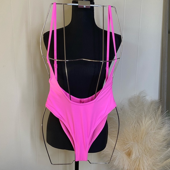 Skims Open Bust One piece - Picture 2 of 5